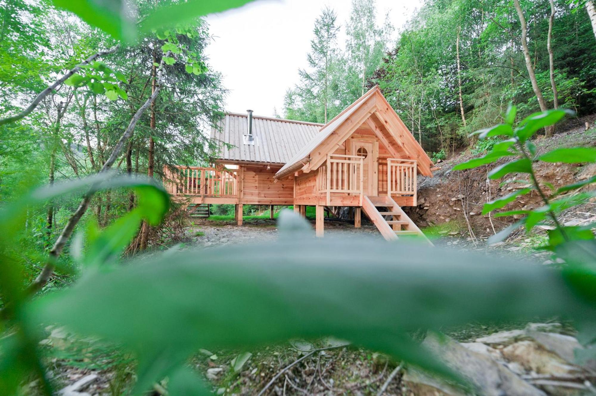 Les Cabanes De Rensiwez Mabompre Екстериор снимка