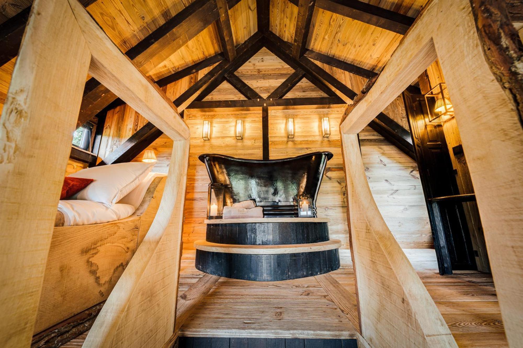 Les Cabanes De Rensiwez Mabompre Екстериор снимка