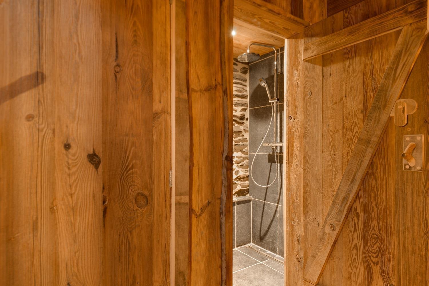 Les Cabanes De Rensiwez Mabompre Екстериор снимка