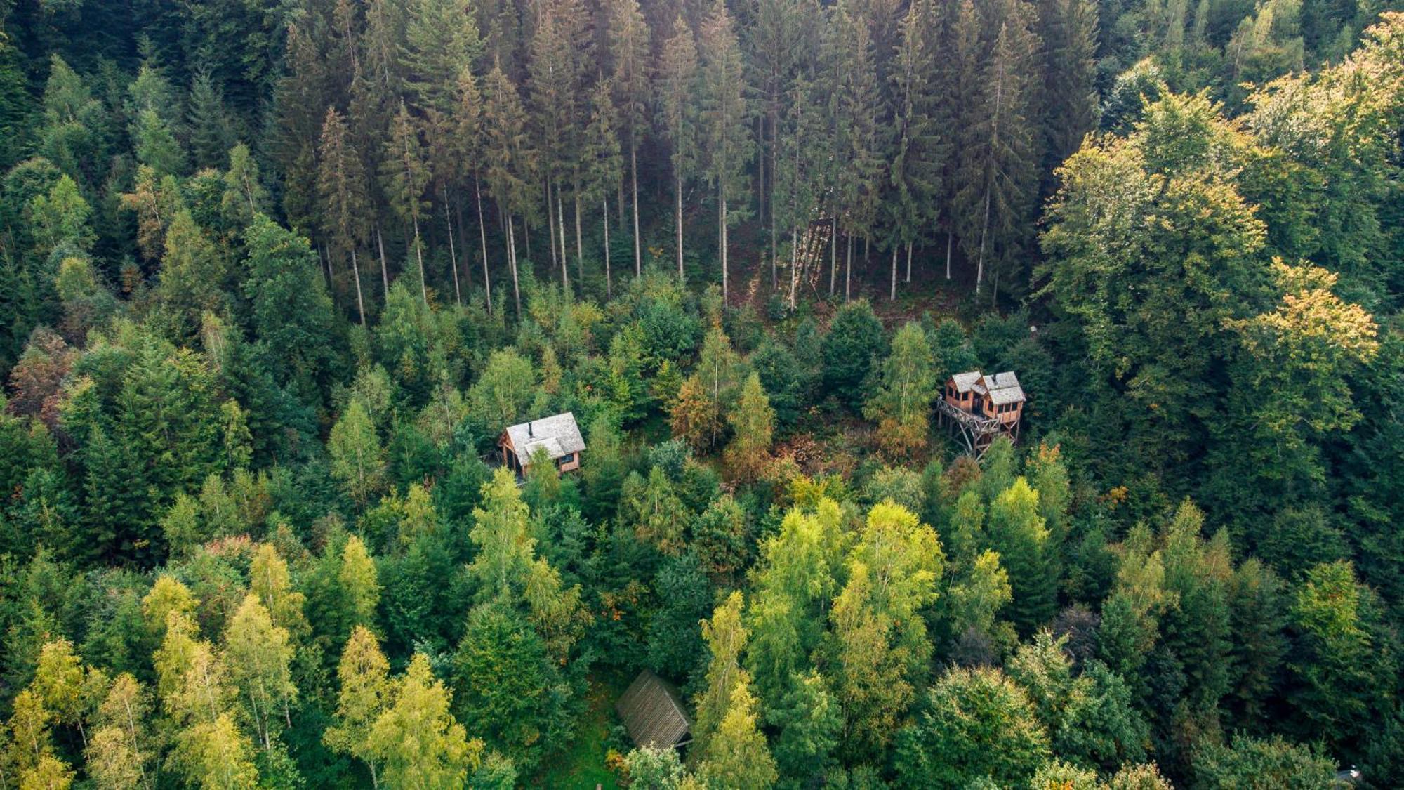 Les Cabanes De Rensiwez Mabompre Екстериор снимка